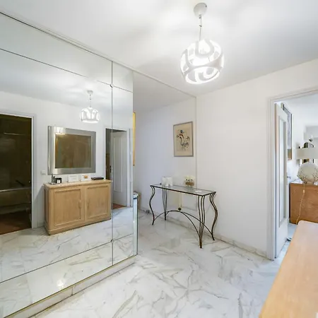 Apartamento For 4 People In The Heart Of *